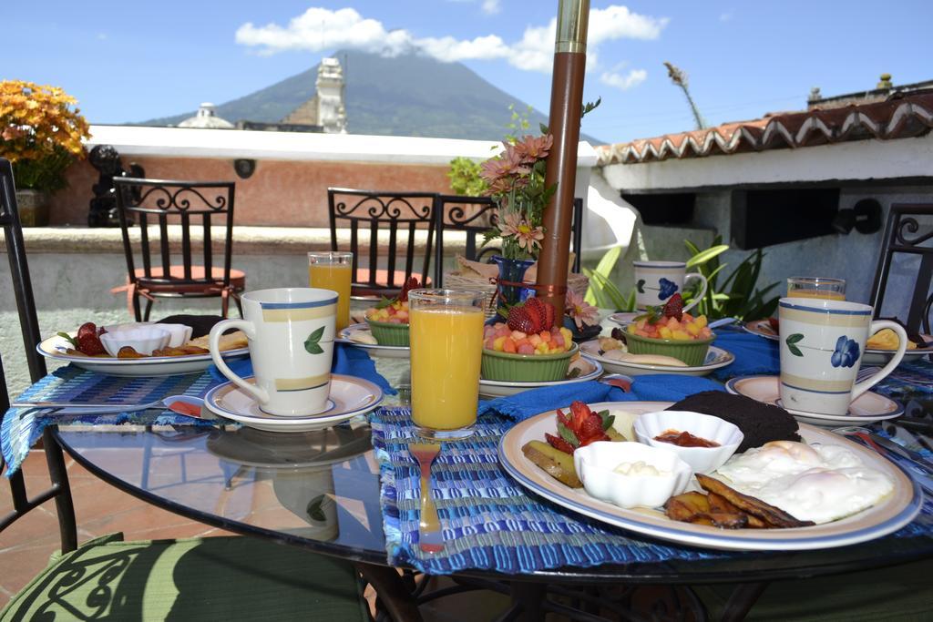 D'Leyenda Hotel Antigua Екстер'єр фото