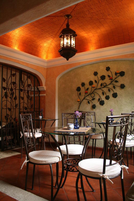 D'Leyenda Hotel Antigua Екстер'єр фото