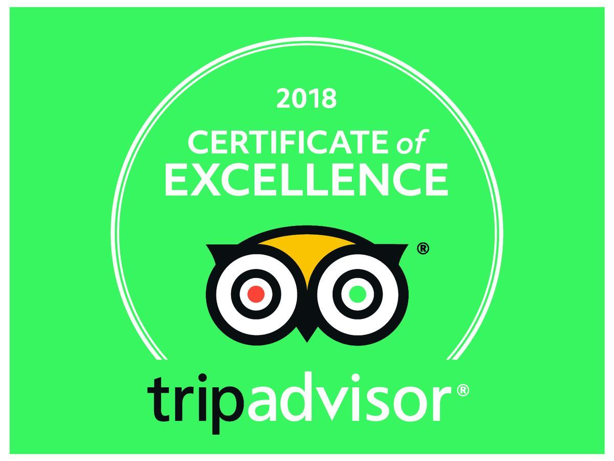 D'Leyenda Hotel Antigua Екстер'єр фото