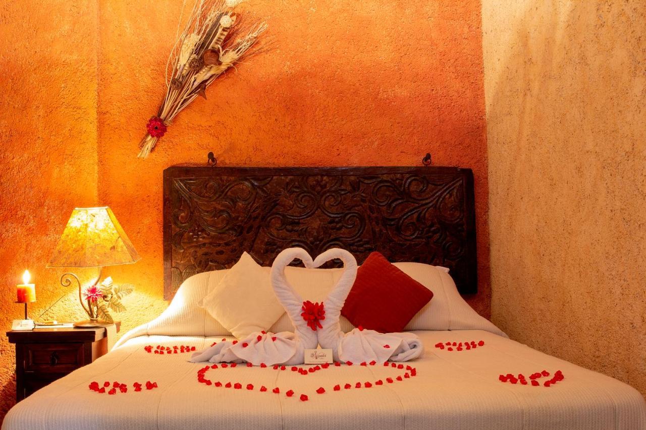 D'Leyenda Hotel Antigua Екстер'єр фото